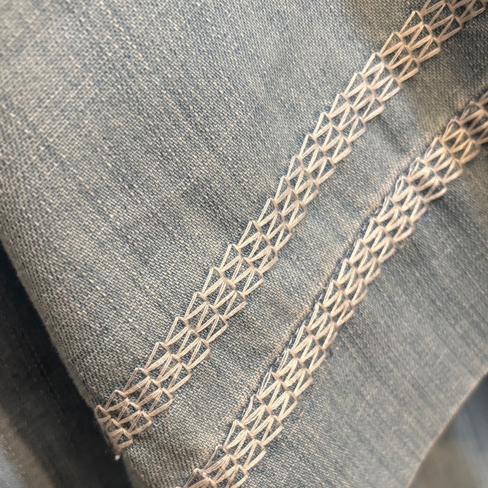 Martha Stewart Denim Top - Picture 4 of 8